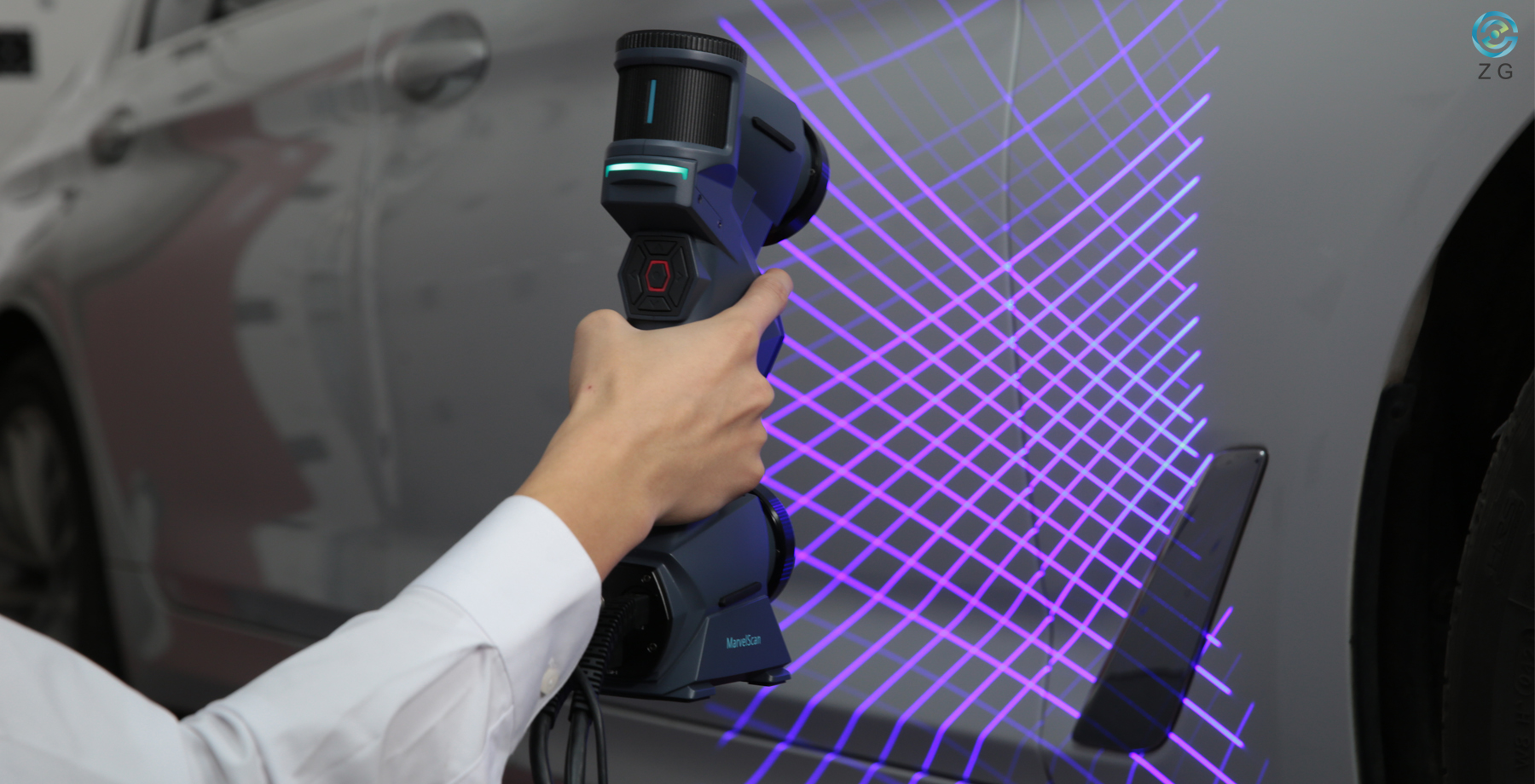 MarvelScan --- Scanner laser 3D senza tracker e senza marker