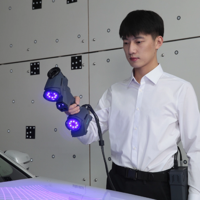 Combinazione di tecnologie per dati superiori: come la fotogrammetria integrata migliora i risultati della scansione laser